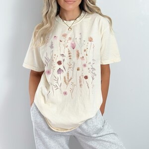 Watercolor Pressed Flowers Comfort Colors Graphic Tee