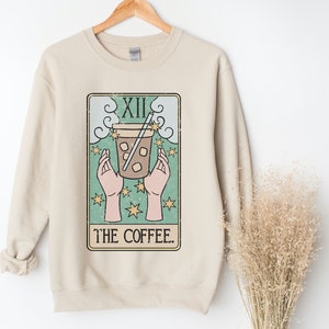 La sudadera Vintage Vibe Crewneck de la carta del tarot del café, la sudadera de moda Iced Coffee Lovers