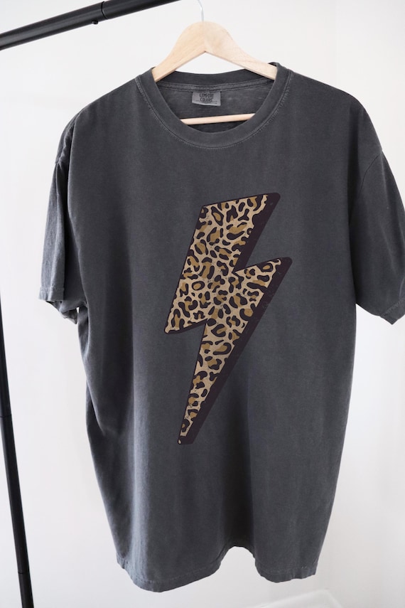 Leopard Lightning Bolt Shirt for Women, Trendy Neutral Graphic Tee, Edgy Boho Boutique T Shirt, Comfort Colors Casual Everyday Outfit Top