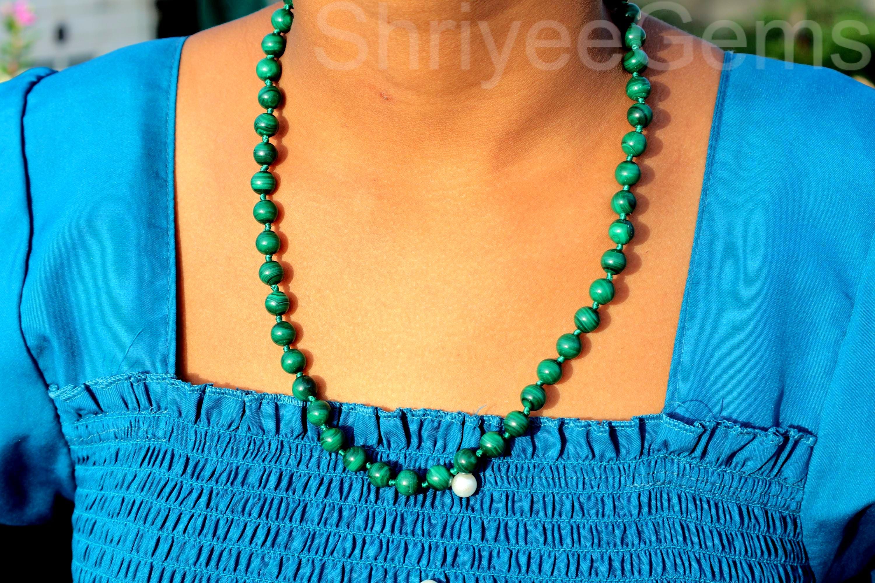 Genuine Malachite Beaded Necklace - 8mm green Crystal Jewelry - Handmade Gift for men and women - Dainty Gemstone Choker - Malachite Jewelry