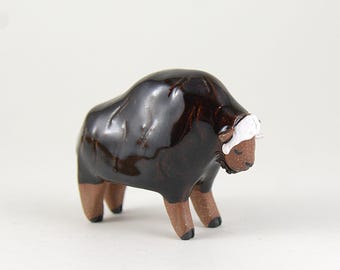 Ceramic Musk Ox