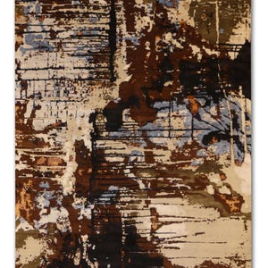 Alfombra moderna abstracta de 10x14, mezcla de lana y seda con estampado desgastado en tonos tierra marrón, azul y negro, pieza decorativa artística contemporánea. 10 x 14