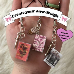 Mini book keyring to personalize / mini book / booklover image 1