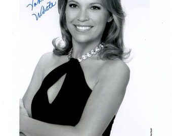 Vanna White signed autographed 8x10 wheel of fortune photo