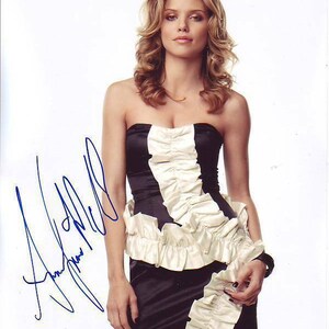 AnnaLynne McCord signed autographed 8x10 photo