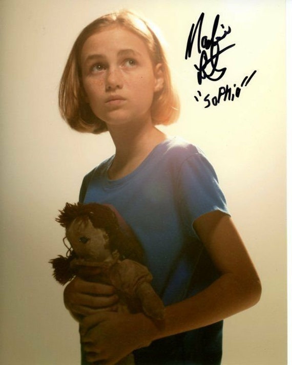 マディソン・リンツのサイン入り8x10ウォーキング・デッドのソフィー