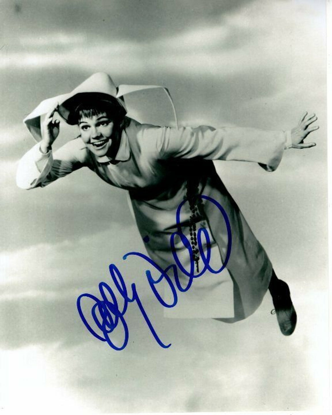 サリー・フィールド直筆サイン入り写真…Sally Field…ノーマ・レイ… Amazon.co.jp: UACCRDサリーフィールド直筆サインいたずら天使