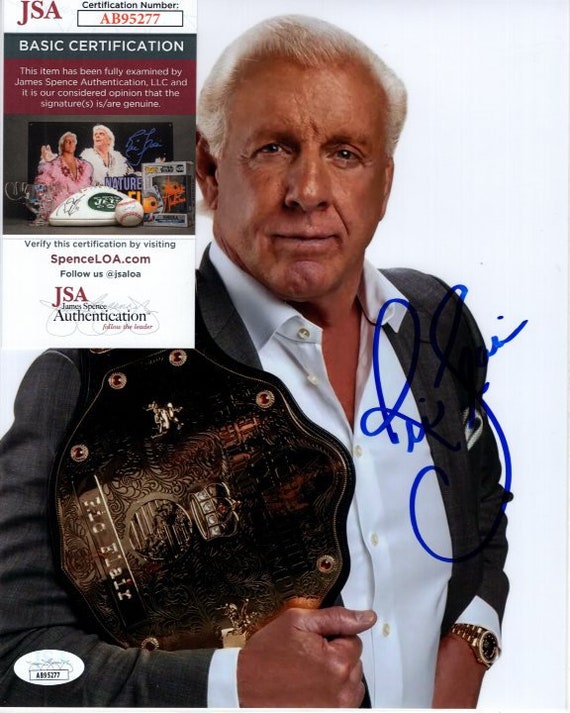 リック・フレアーのサイン入り8x10 WWEレスリングレスラー写真JSA