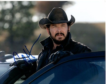 キーラ・ナイトレイの直筆サイン入り11x14パイレーツオブカリビアン