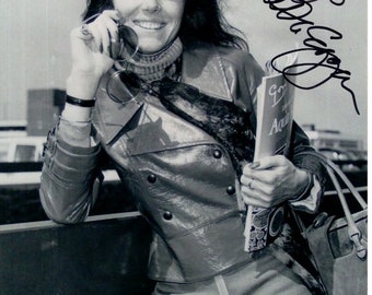 Samantha Eggar signed autographed 8x10 photo
