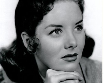 キーラ・ナイトレイの直筆サイン入り11x14パイレーツオブカリビアン