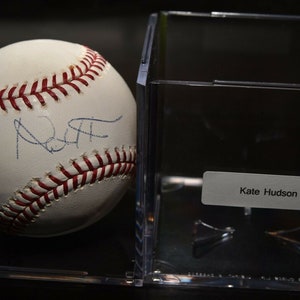 Kate Hudson signed autographed rawlings baseball