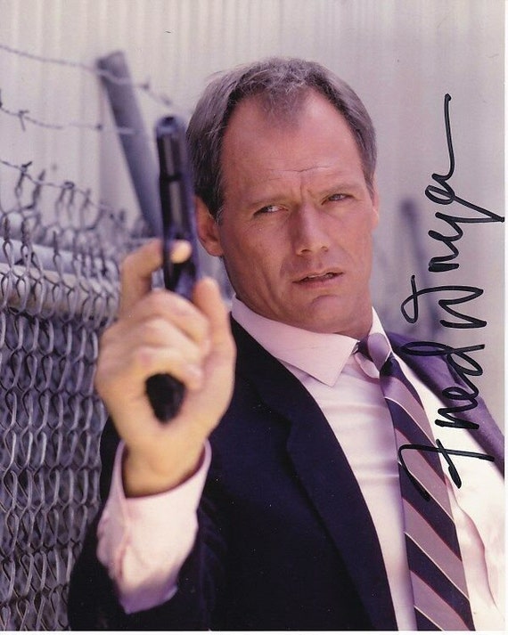 Fred Dryer Hunter signed Sgt Rick Hunter 8x10 photo Proof COA autographed STAR. Fred Dryer Hunter signed Sgt Rick Hunter 8x10 photo Proof COA autographed STAR.