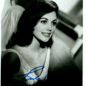 Linda Harrison signed autographed 8x10 photo