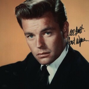 Robert Wagner signed autographed 8x10 photo