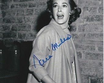 ヴェラ・マイルズ直筆サイン入りサイコ・ライラ・クレイン写真