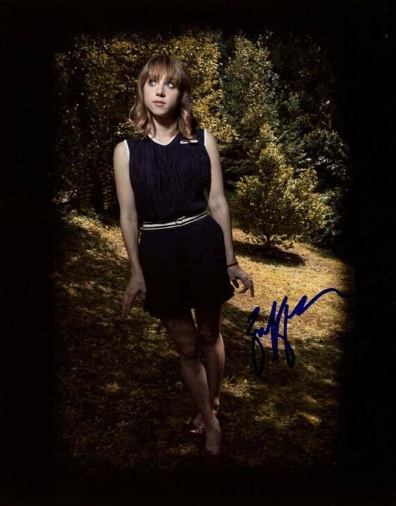 Zoe Kazan Signed Autographed 11x14 Photo - Etsy Zoe Kazan Signed Autographed 11x14 Photo - Etsy