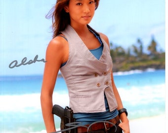 Grace Park signed autographed 8x10 Hawaii Five-0 Kono Kalakaua photo