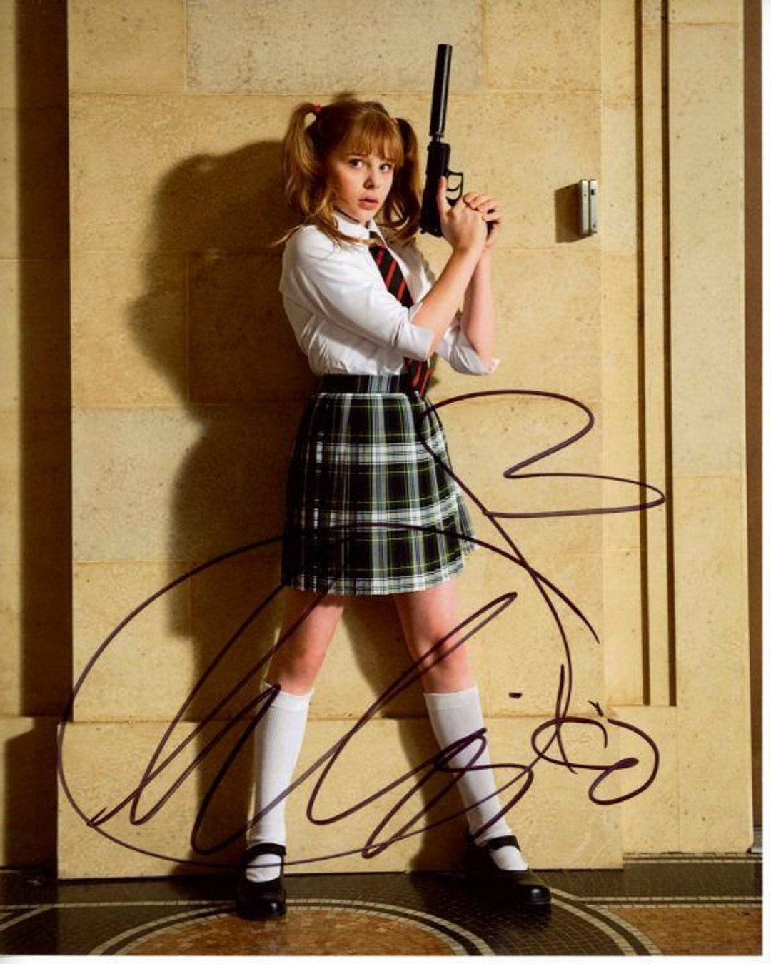 クロエ・グレース・モレッツのサイン入り、キック・アス