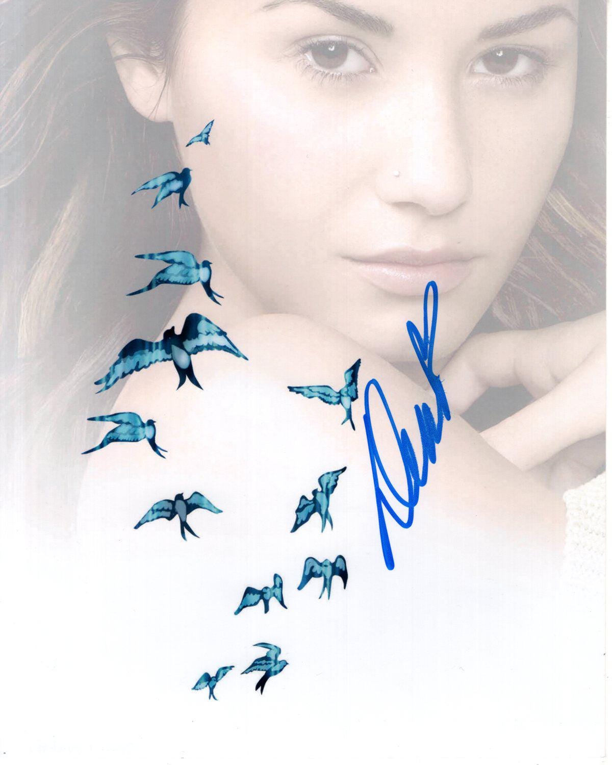 Demi Lovato Autograph - Etsy