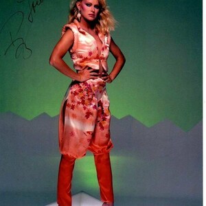 Randi Oakes signed autographed 8x10 photo