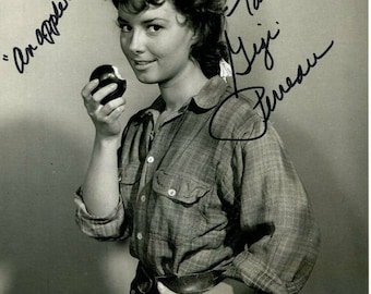 Gigi Perreau Signed the Rifleman Heller Chase Photo W/ Hologram Coa - Etsy