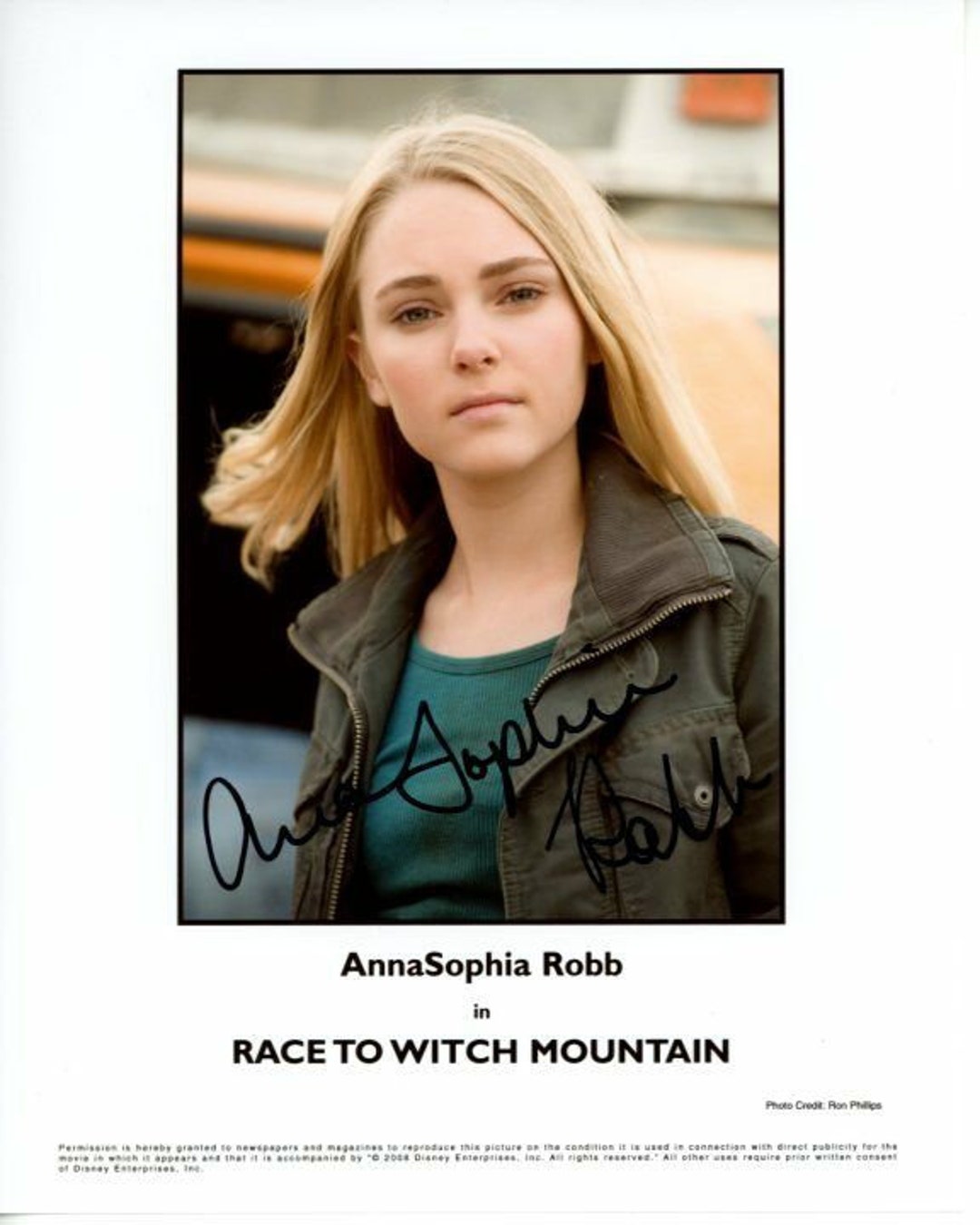 Annasophia Robb Signed Autographed Race to Witch Mountain Sara image picture pic