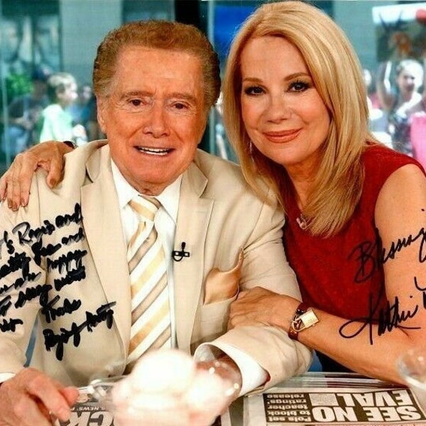 Regis Philbin and Kathie Lee Gifford signed autographed 8x10 photo great content