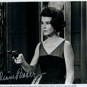 Diane Baker signed autographed 8x10 mirage shela photo