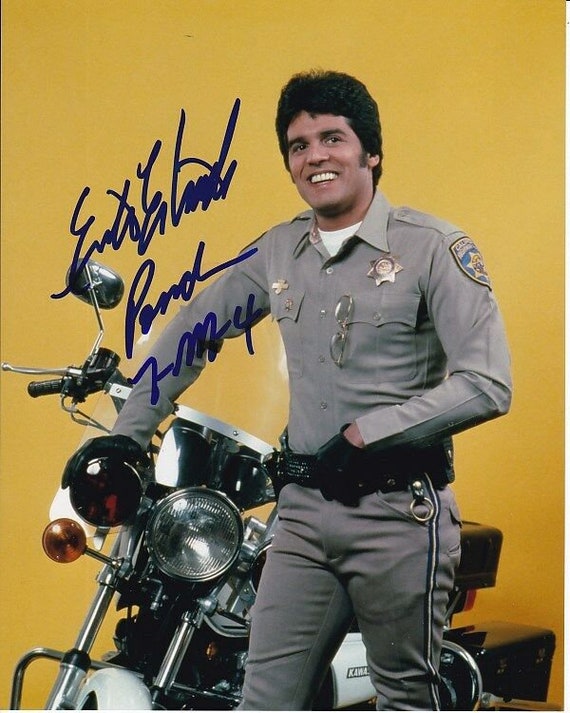 Erik Estrada, Ponch, signed autographed, CHiPs 8x10 photo. COA star Erik Estrada, Ponch, signed autographed, CHiPs 8x10 photo. COA star