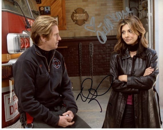 Callie Thorne and Denis Leary Signed Autographed Rescue Me 8x10