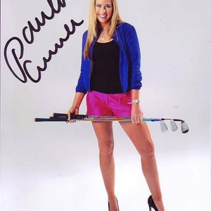 ポーラ・クリーマーのサイン入り8x10 LPGAゴルフ ピンクパンサー写真
