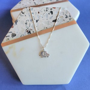 925 Sterling Silver Roller Skates Pendant, Silver Rollerblade Pendant, 18in and 20in Box Chain, Silver Roller Skates Charm Necklace  -BSP3