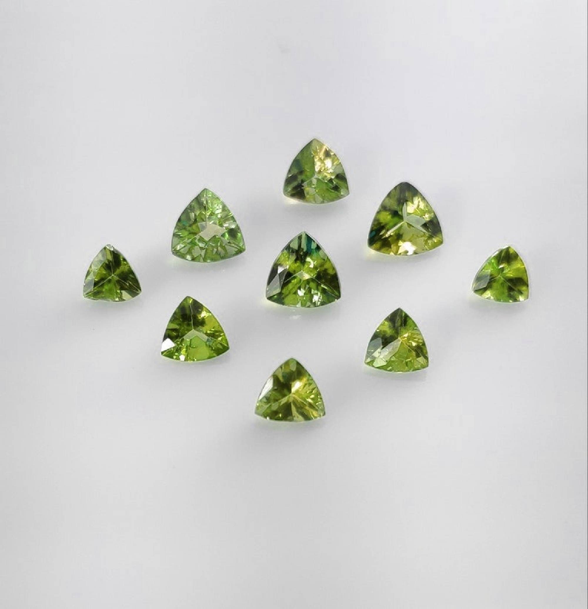 100 pcs Round AAA Top Quality Loose Gemstones gems india Natural Peridot 3 mm 