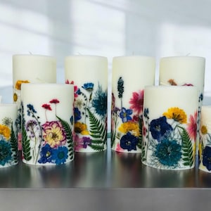 Custom Colorful Tropical Pink/Purple/Violet/Teal/Blue/Yellow/Orange/Green/White Pressed Botanical Pillar Candle With Flower, Pressed Flowers