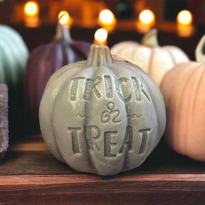 Halloween Trick or Treat Pumpkin