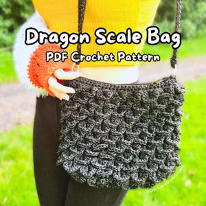 DIGITAL PDF Dragon Scale Bag Crochet Pattern - Crochet Bag, Dragon Bag, Crochet Dragon, Crochet Cosplay, Cottagecore, Mermaid Bag, Mermaid