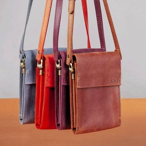 Сell phone shoulder bag, boho phone bag, phone case bag, phone purse, small crossbody bag, crossbody purse, leather bags