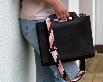 Bolso de oficina delgado para mujer, bolso de mano de cuero para computadora portátil, bolso de mano con personalización, compatible con computadoras de 14, 15 y 16 pulgadas, regalo perfecto para esposa