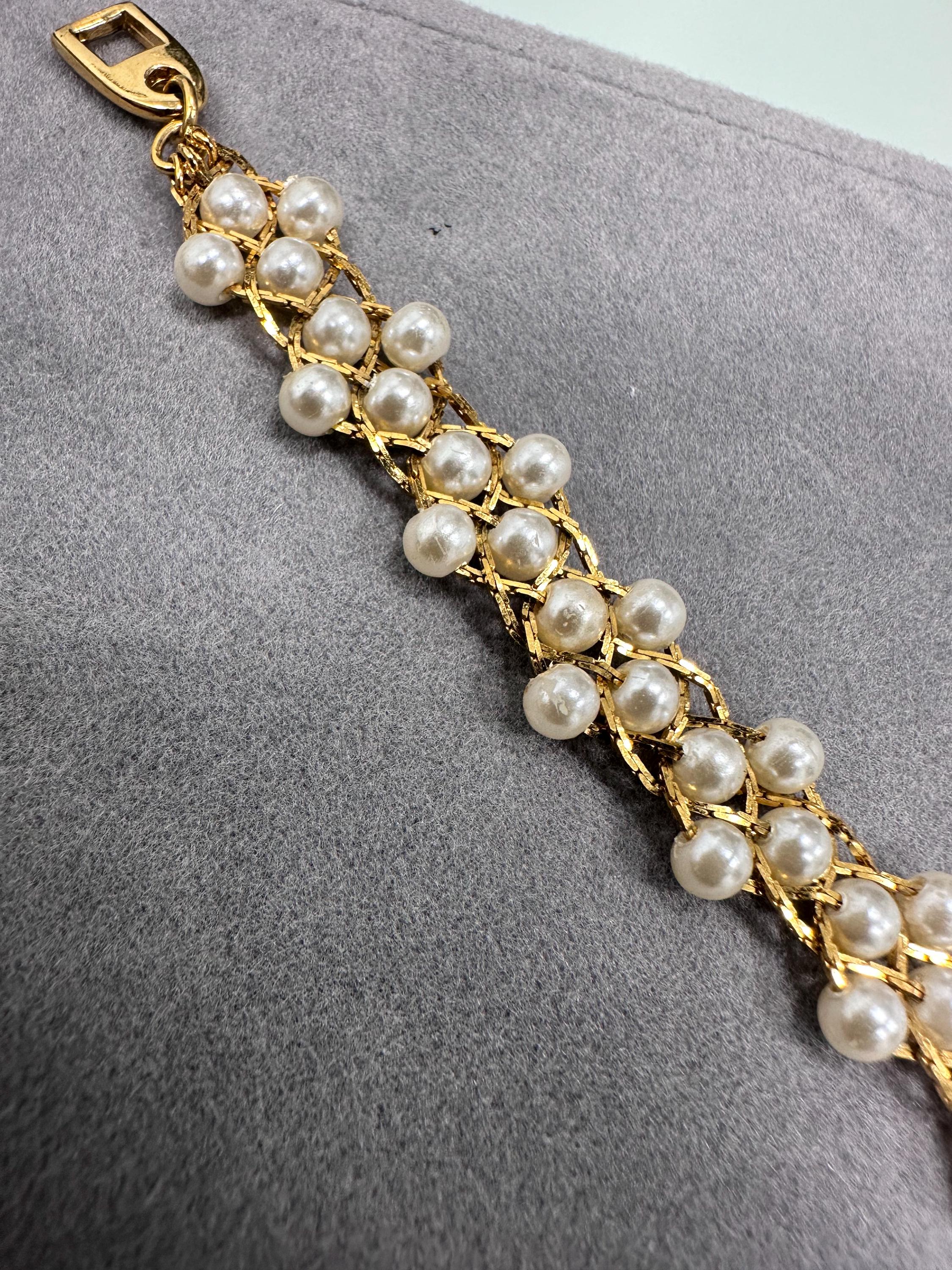 Napier pearl bracelet - Etsy 日本