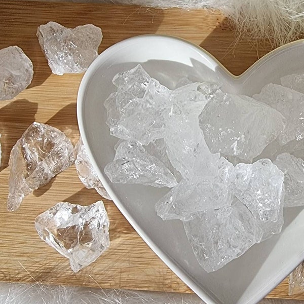 50g / 100g Raw Clear Quartz pieces, Rough Clear Quart, Raw Quartz, Raw Clear Quartz  2cm+