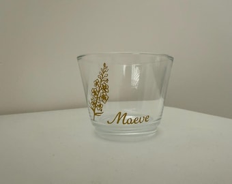 Luz de recuerdo con forma de estrella, con flor de nacimiento y nombre – Regalo de recuerdo para bebés sin vida – Regalo de consuelo personal tras la pérdida de un bebé