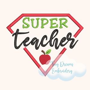 Puede incluir: Logotipo de superhéroe rojo y verde con el texto "SUPER teacher" y una manzana roja con una hoja verde. El logotipo tiene la forma de un diamante.