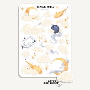 Könnte beinhalten: Ein Stickerbogen mit Illustrationen zum Thema Himmel. Das Design umfasst Halbmonde, Sterne, Wolken und einen Kometen, alles in sanften Pastellfarben. Der Text "Cloudy Night+" steht oben. Enthält einen kostenlosen Maxi-Sticker.