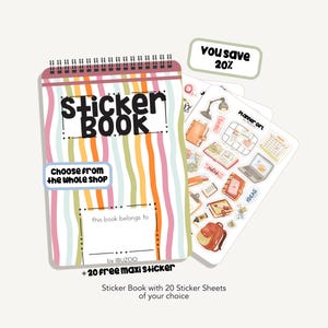 Può includere: Un quaderno di adesivi a spirale con una copertina a righe colorate. La copertina recita "Sticker Book". Include fogli di adesivi con varie illustrazioni. Il testo "Choose from the whole shop" e "+20 free maxi sticker" sono anche visibili.