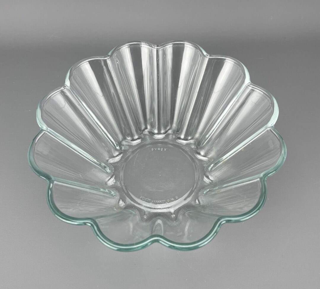 Vintage PYREX Large Fluted Bowl 23cm X 9cm 807gram Etsy
