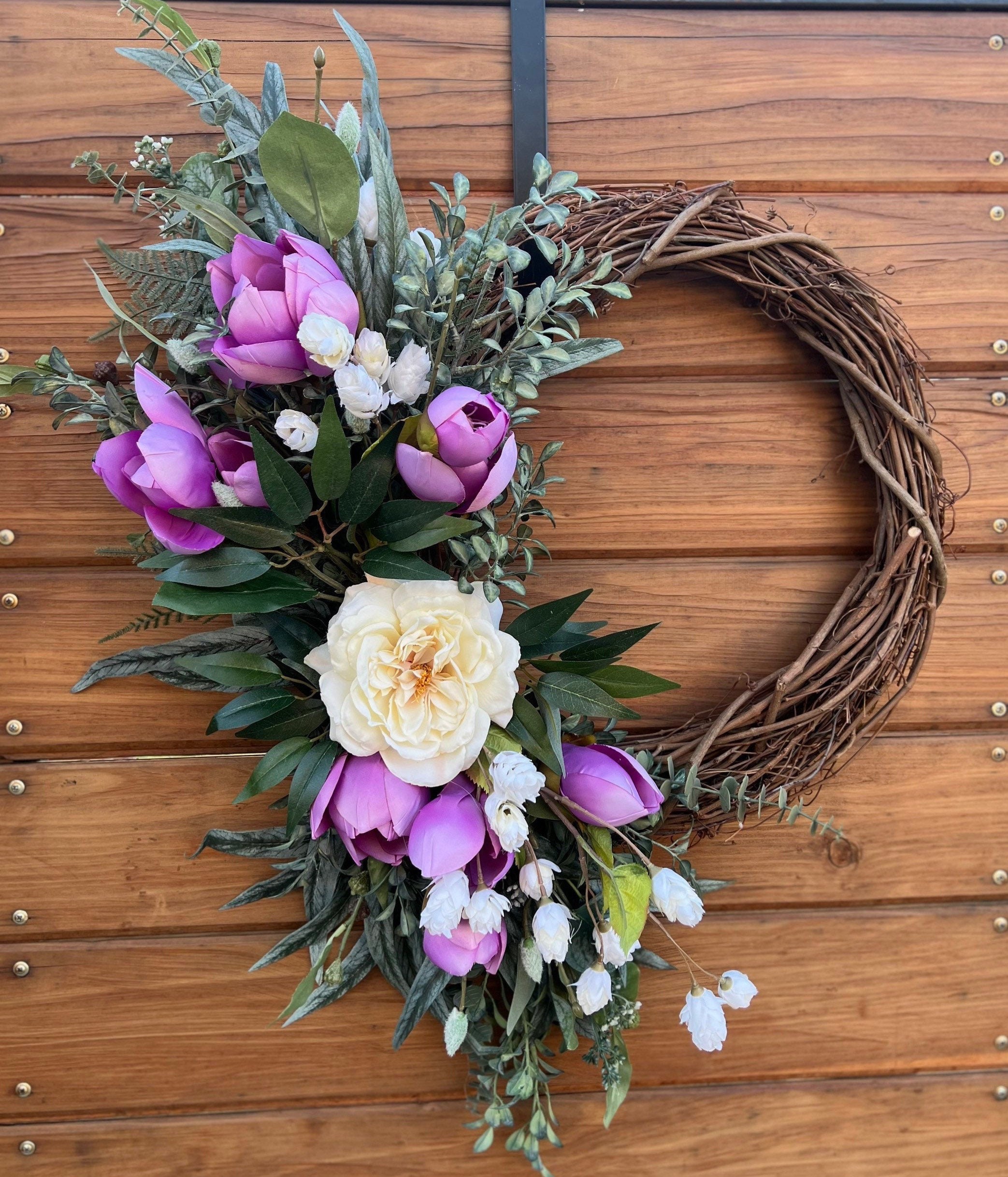 Elegant Winter Wreath for Outdoor or Indoor. Year Round Wreath. Purple  Magnolias, White Roses, Roses and Greenery. Wreath for All Seasons - Etsy