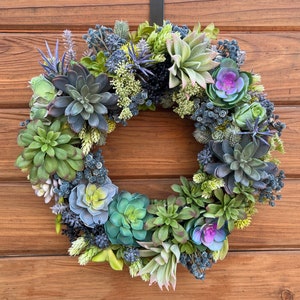 Artificial succulent wreath. Dhalias wreath. All seasons front door wreath. 4 color options. Faux succulents wall decor Blue/Green 16-17"