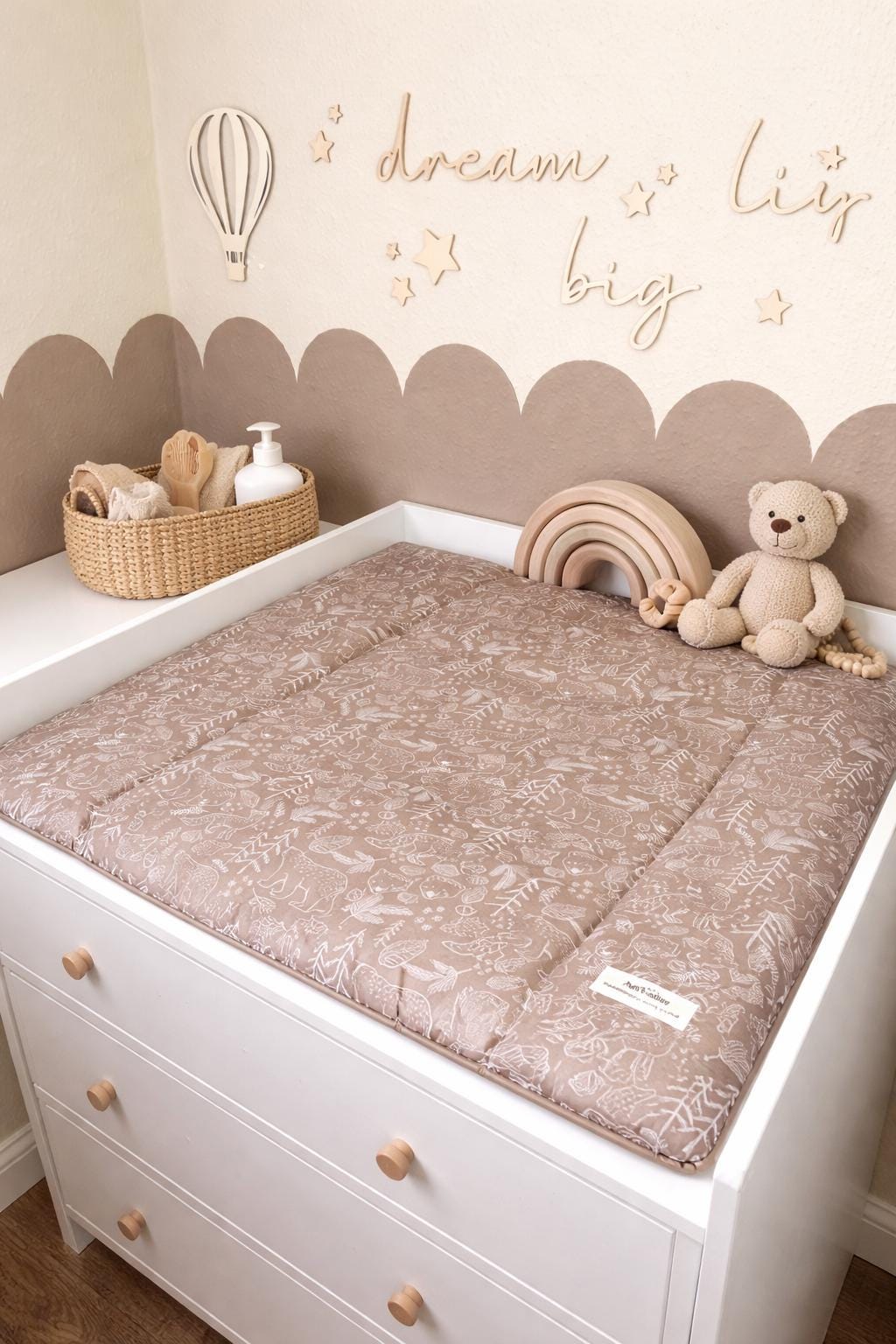 Matelas à Langer Bébé Imperméable 46x73 Cm - Animaux De La Forêt Colorés, Bords Surélevés, Confortable & Facile à Nettoyer