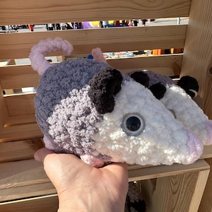 Große häkeln Opossum Amigurumi, Opossum Amigurumi, Opossum Plüschtier, Opossum Plushies, Opossum Stofftier, Opossum Geschenk, Opossum Spielzeug
